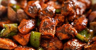 Курица с черным перцем: рецепт популярного китайского блюда