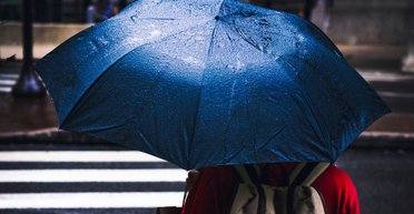 В Україну йде новий циклон: чи існує загроза для Одеси та де ще дощитиме