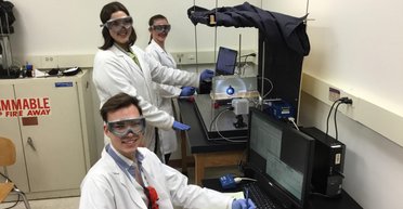 Солнечные панели будут работать за пределами Земли: студенты нашли для них новый материал