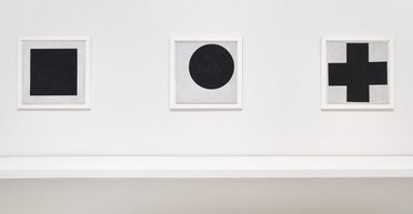 Черным по белому. События, которые предсказал Казимир Малевич своим "Черным квадратом"