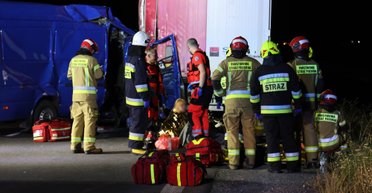 Стояли в очереди на пункте пропуска: в Польше пострадали 8 украинцев (фото)