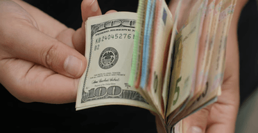 Доллар начал дешеветь: какой курс валют в Украине 20 января
