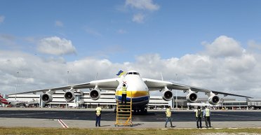 Еще покоптим небо. Кому нужны украинские самолеты