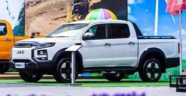 В Китае выпустят мощный и недорогой электропикап с богатым оснащением (фото)