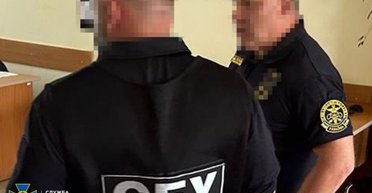 Обещал не создавать проблем: СБУ задержала таможенника, который требовал взятки с предпринимателей