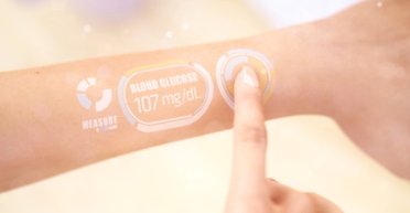 Ученые разработали татуировки, способные отслеживать здоровье владельца