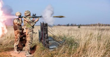 В українських військових помітили гранатомети LGL-7 чеського виробництва, — OSINT (фото)