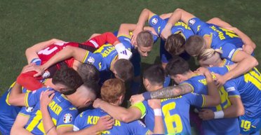 "Хочу, чтобы мне выключили свет": украинцы ответили на проигрыш сборной Украины мемами (фото)