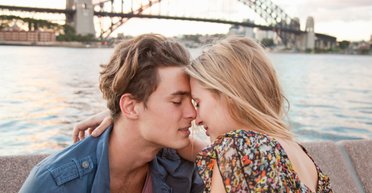 Повторення долі: які ознаки кармічних стосунків та як з них виходити