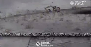 Подстрелили главного "копателя": на Харьковщине пограничники не дали оккупантам окопаться (видео)