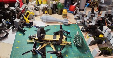 "Самоделкины из Сколково": росіяни збирають смертоносні дрони у своїх гаражах, — The Insider