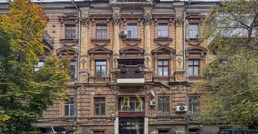 Одесский суд отказался демонтировать ванную в доме-памятнике: детали скандала (фото)