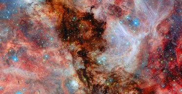 Телескоп NASA показав "фабрику зірок" у галактиці, яка вріжеться в Чумацький Шлях (фото)