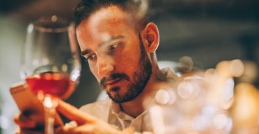 Як впоратися із зимовою депресією і повернути радість життя: 8 простих порад