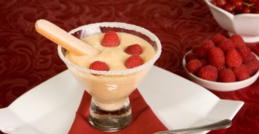 Швидкий десерт усього з 3 інгредієнтів: простий рецепт приготування