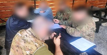 Нападение на "азовца": двум военным сообщили о подозрении за избиение Кориневича