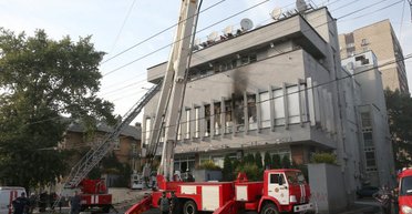 Запахло паленым. Почему не стоит радоваться поджогу "Интера"