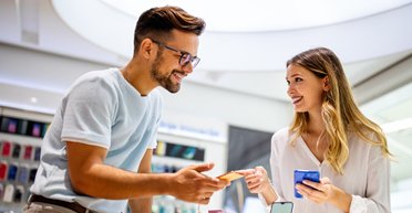 Переверне ринок смартфонів у 2025 році: які інноваційні деталі таємно роблять у Китаї