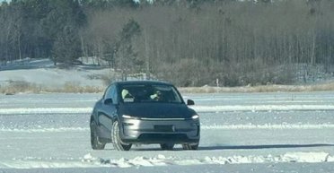 Не узнать: электрокроссовер Tesla Model Y 2025 рассекретили до презентации (фото)