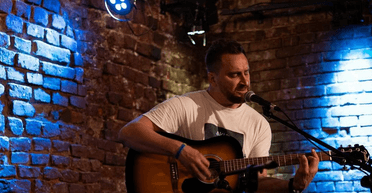 "Тут справа не в страху": співак Олег Собчук пояснив, чому не вступає до лав ЗСУ (відео)