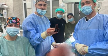 Удалось спасти ногу: военные медики вытянули из тела бойца ВСУ хвостовик мины (фото)