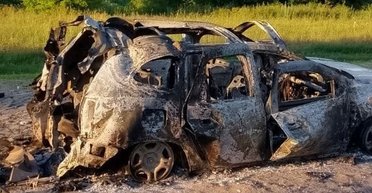 "Выгорело дотла": россияне атаковали FPV-дроном полицейское авто на Сумщине (фото)