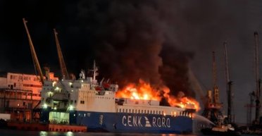 Удар ВС РФ по турецкому судну возле Одессы: стало известно, что перевозил корабль (видео)