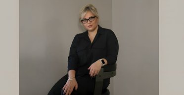 Стилістка та перукар, яка робить людей прекрасними: історія успіху Анни Дерягіної від України до США