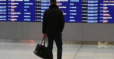 Впервые в РФ призывнику заблокировали выезд за границу: что показал "реестр повесток" (фото)