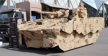 Британія представила нову бронемашину розвідки Ajax: які особливості техніки (відео)
