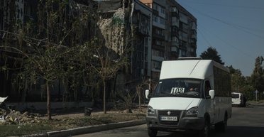 ЗМІ показали, як живе Покровськ: у місті залишаються 16 000 жителів, серед них 177 дітей (фото)