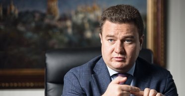 Альтернативно оппозиционные. Виктор Бондарь — о внешнем управлении и будущем экономики страны