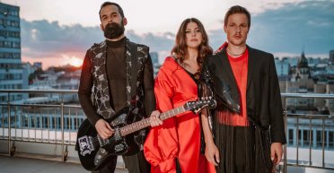 Топ-10 военных песен Украины, где отражены события фронтового месяца (видео)