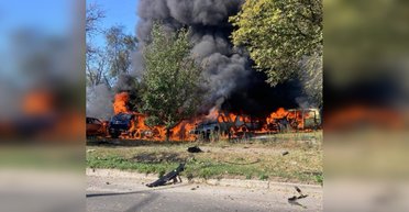 Удары дронами по Запорожью: ВС РФ убили человека, много раненых (видео)