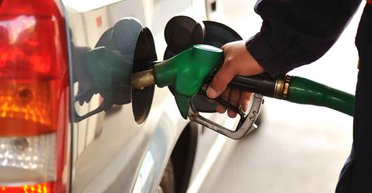 Тише едешь — дальше будешь. Как сэкономить на бензине