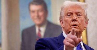 "Оставьте все как есть": Трамп рассказал, действительно ли побудил Зеленского отдать Донбасс России (видео)