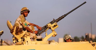 Выдали российский паспорт и сразу мобилизовали: десантники ВСУ взяли в плен египтянина