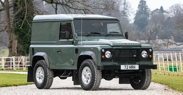 Неприметный раритет: на аукцион выставили скромный фургон короля Чарльза ІІІ (фото)