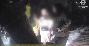 Смерть мужчины в Киеве во время задержания: патрульная полиция показала видео с бодикамер