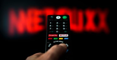 Netflix купує кіностудію Warner Bros. за $82,7 млрд: що зміниться для глядачів