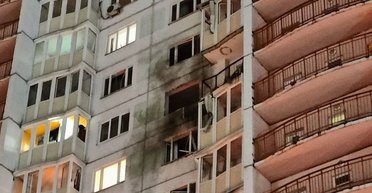 БПЛА атакували чотири області Росії: один з дронів влучив у багатоповерхівку (фото, відео)