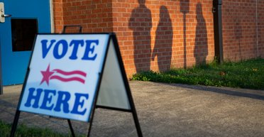 Трансгендер в Сенате и минималка 15$ в час. За что голосовали американцы, кроме Трампа и Байдена