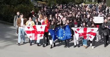 Хотят избавиться от ЕС и превратиться в Беларусь: политолог о пророссийском парламенте Грузии (видео)