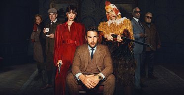 "Джентльмены" Netflix: Гай Ричи показал, как любовь к деньгам может перейти в большее чувство