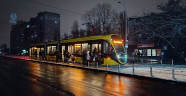 Графіки відключень на 6 січня: в кого не буде світла пів доби (фото)