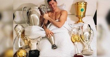 Симулятор для гольфа и панорамный вид на Варшаву. Роберт Левандовски показал свою квартиру за 8,3 млн евро (фото)