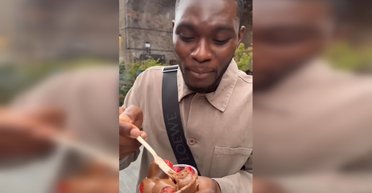 Американец прилетел в Лондон ради уникального десерта: что это такое (видео)