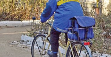 "Укрпочта" закупала куриные лапы для защиты почтальонов от собак, — Смелянский