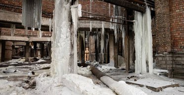 Масштаби руйнувань шокували дипломатів: ЗС РФ знищили Дарницьку ТЕЦ — яка ситуація зараз (фото)