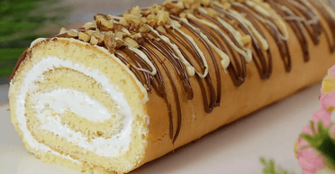 Бісквітний рулет із кремом: рецепт неймовірно смачної та ніжної випічки